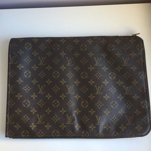 Louis Vuitton Etui Voyage Large Poche